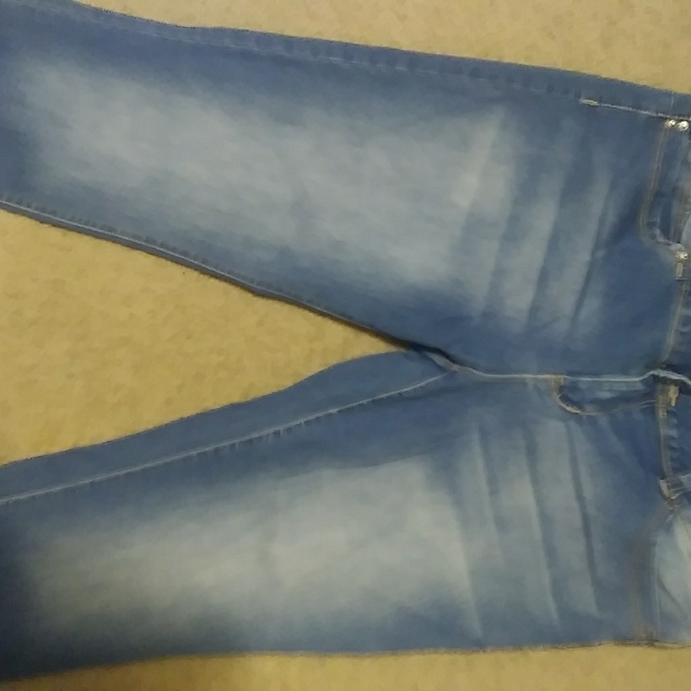 Skinny jeans
